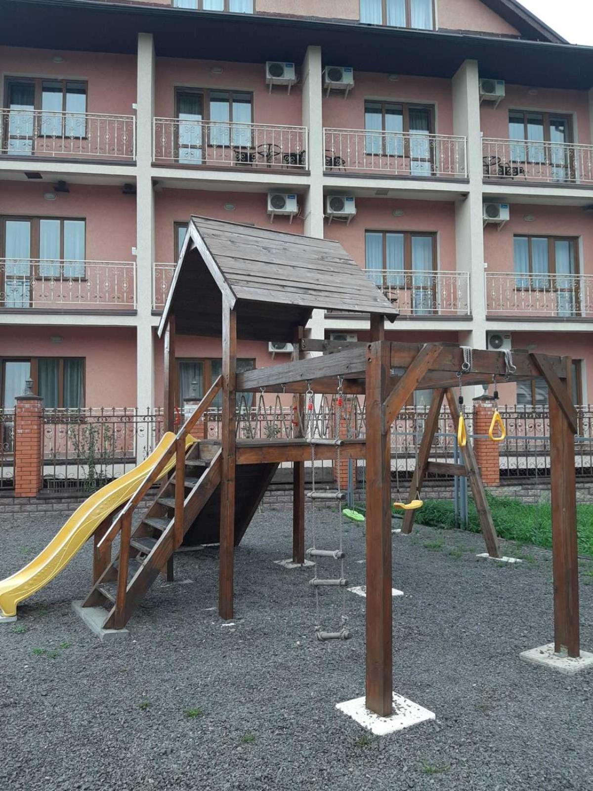 Hotel Срібний Водограй Polyana  Zewnętrze zdjęcie